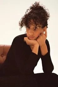 Elvire Duvelle-Charles en Cicciolina, diosa de los escándalos