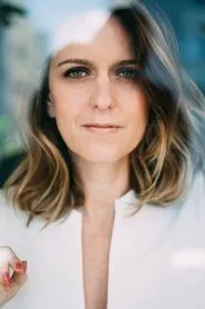 Retrato de Emannuelle Junqueira