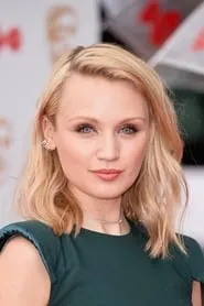 Emily Berrington en Un extraño en nuestra cama