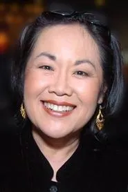 Retrato de Emily Kuroda