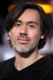 Emmanuel Mouret en Fais-moi plaisir!