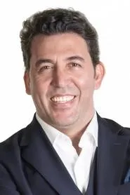 Retrato de Emre Kınay