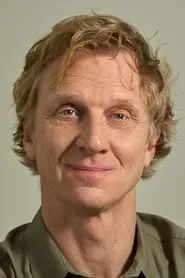 Retrato de Endre Hellestveit