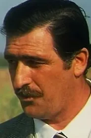 Foto de Enrico Maisto interpretando a Marciani en I guappi non si toccano