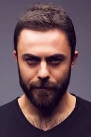 Foto de Eren Hacısalihoğlu como Ferzan Kadim