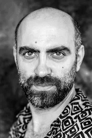Retrato de Erol Babaoğlu