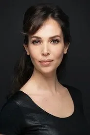 Foto de Esra Ronabar como 