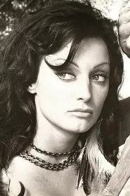 Eva Miller en El padre Manolo