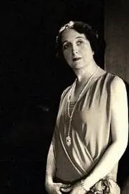 Evelyn Hall en Children of the Ritz