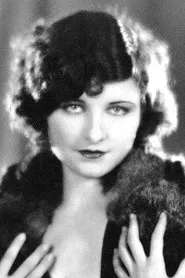 Evelyn Pierce en Thunder Riders