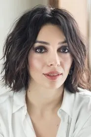 Ezgi Çelik en Gündüz Apollon Gece Athena