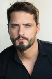 Fabrizio Santino en Fade to Grey