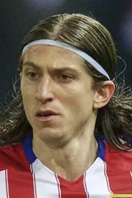 Filipe Luís en Arda Turan: cara a cara