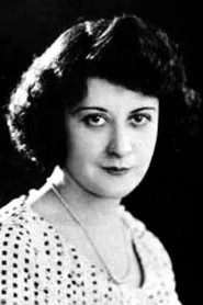 Flora Parker DeHaven en The Wrong Door