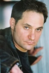 Retrato de Flynn Falcone