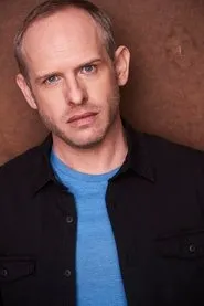 Frank Cermak Jr. en Wild in Blue