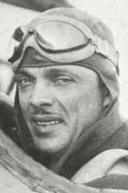 Frank Clarke en Eagle of the Night