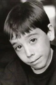 Frankie Ryan Manriquez en Los Secretos de Jonathan Sperry