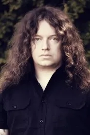 Retrato de Fredrik Åkesson