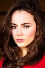 Foto de Freya Tingley interpretando a Francine Valli en Jersey Boys
