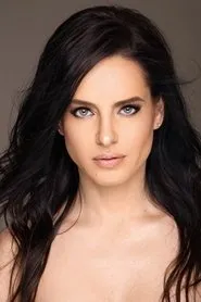 Gabriela Platas en Asi Del Precipicio