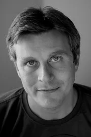 Retrato de Garry Sweeney
