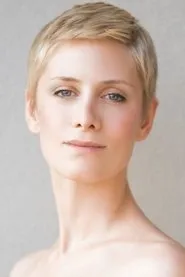Retrato de Gemma Bond