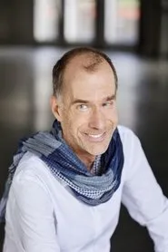 Retrato de Georg Uecker