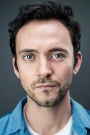 Retrato de George Blagden