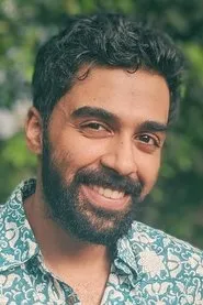 Retrato de George Kora