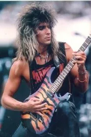 Retrato de George Lynch