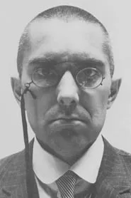 George Maciunas en Guns of the Trees