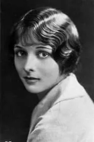 Gillian Lind en The Thought of Tomorrow