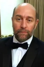 Giorgi Nakashidze en Mandarinas