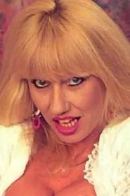 Greta Carlson en Lair of the Bondage Bandits