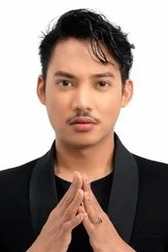 Hael Husaini en My Famous Ex Boyfriend: Raya