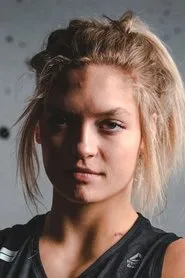 Retrato de Haley Adams