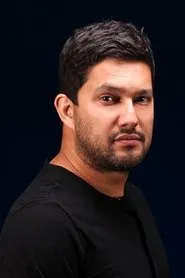 Retrato de Hamed Behdad