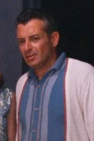 Retrato de Harold P. Warren