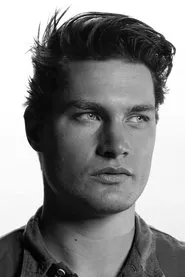 Harrison Sheehan en Lavender