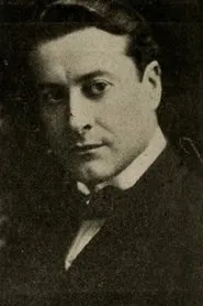 Harry Mestayer en Flapper Wives