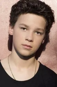 Hayden Summerall en Chicken Girls: The Movie