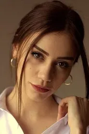 Retrato de Hazal Benli