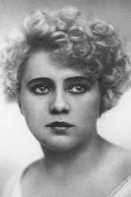 Hedda Vernon en Der Verächter des Todes