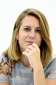 Henar Álvarez en En casa: Mi jaula