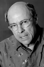 Foto de Henry O. Arnold interpretando a Direttore en Viajo sola