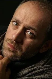 Retrato de Hilmi Özçelik