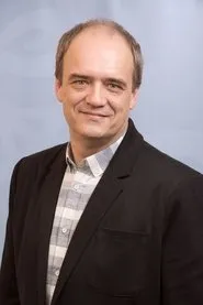 Retrato de Hirvo Surva