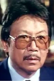 Hsieh Han en Un Hogar Demasiado Lejos