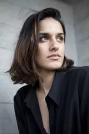Retrato de Hussina Raja